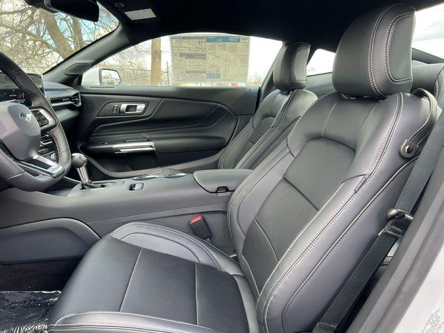 2025 Ford Mustang GT Premium Fastback