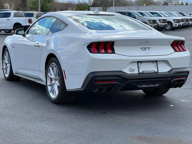 2025 Ford Mustang GT Premium Fastback