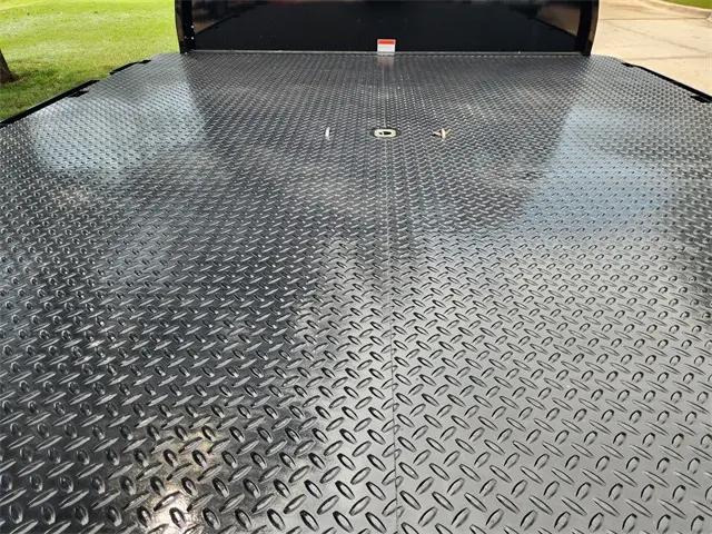 2025 Chevrolet Silverado 3500HD 4WD Crew Cab Long Bed Work Truck