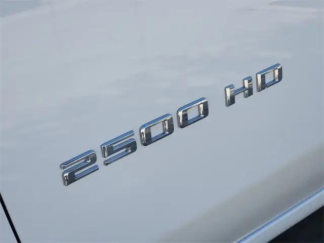 2025 Chevrolet Silverado 2500HD 4WD Crew Cab Standard Bed LT