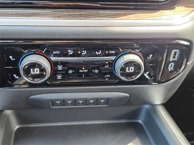2025 Chevrolet Silverado 2500HD 4WD Crew Cab Standard Bed LT