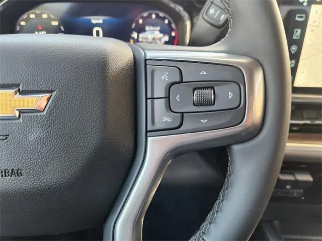 2025 Chevrolet Silverado 2500HD 4WD Crew Cab Standard Bed LT