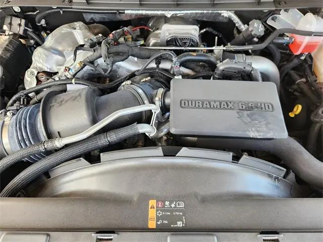 2025 Chevrolet Silverado 2500HD 4WD Crew Cab Standard Bed LT