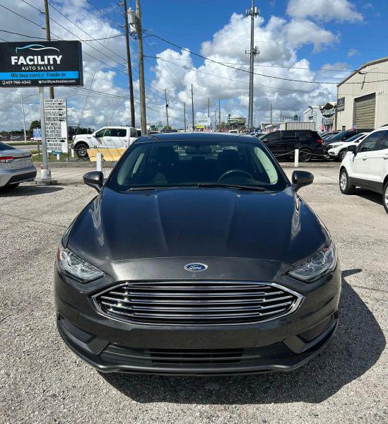 2017 Ford Fusion SE