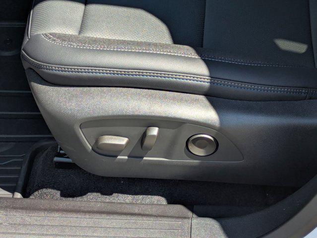 2026 Chevrolet Equinox LT2 w/PDE
