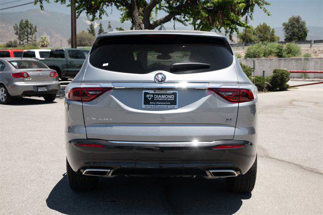 2024 Buick Enclave Essence FWD