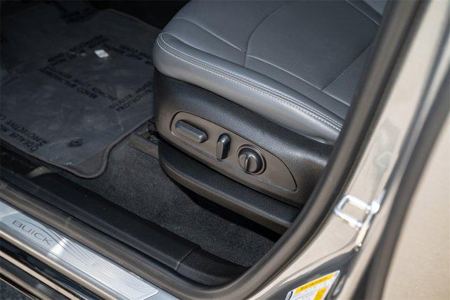 2024 Buick Enclave Essence FWD