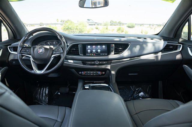 2024 Buick Enclave Essence FWD