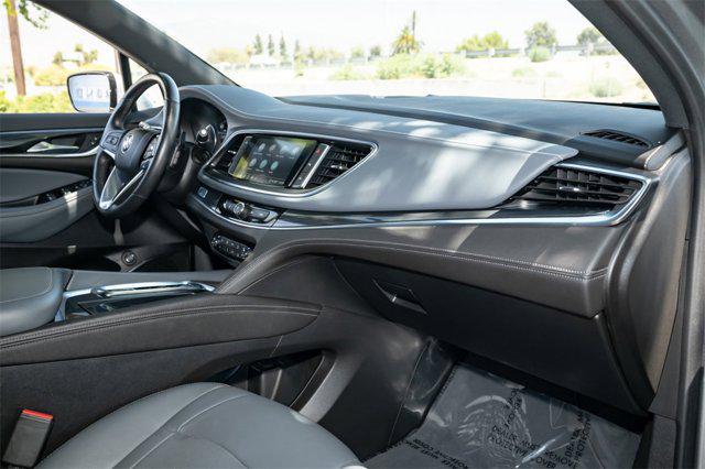 2024 Buick Enclave Essence FWD