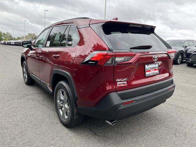 2025 Toyota RAV4 Hybrid XLE