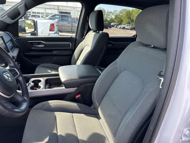 2022 RAM 1500 Big Horn Crew Cab 4x4 64 Box