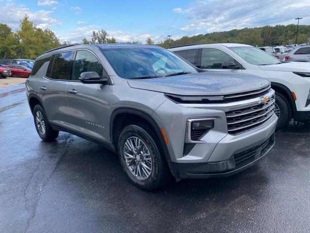 2025 Chevrolet Traverse AWD LT