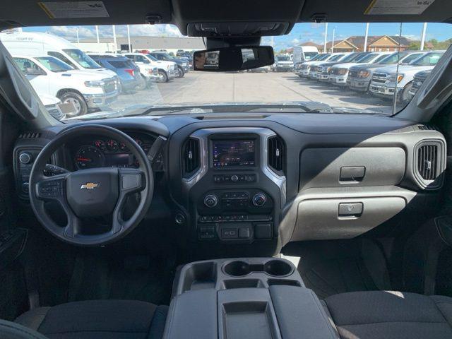 2024 Chevrolet Silverado 2500HD 4WD Crew Cab Standard Bed Custom
