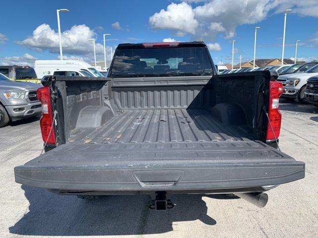 2024 Chevrolet Silverado 2500HD 4WD Crew Cab Standard Bed Custom