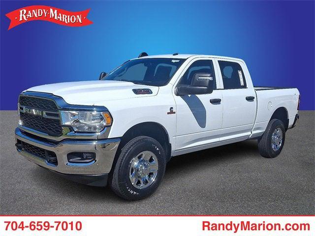 2023 RAM 3500 Tradesman Crew Cab 4x4 64 Box