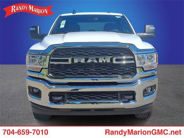 2023 RAM 3500 Tradesman Crew Cab 4x4 64 Box
