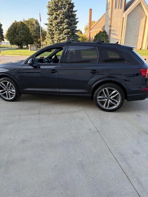 2017 Audi Q7 3.0T Premium 2017 Audi Q7 3.0T Premium