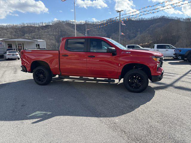 2025 Chevrolet Silverado 1500 4WD Crew Cab Short Bed Custom Trail Boss