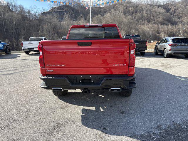 2025 Chevrolet Silverado 1500 4WD Crew Cab Short Bed Custom Trail Boss