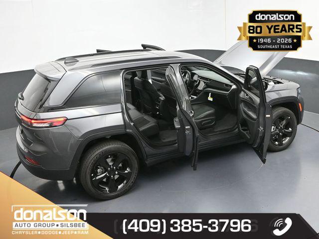 2025 Jeep Grand Cherokee Altitude X 4x2