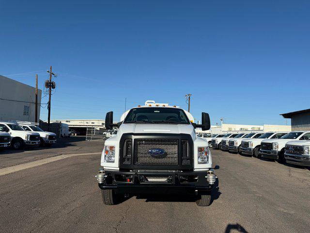 2025 Ford F-750 Unknown