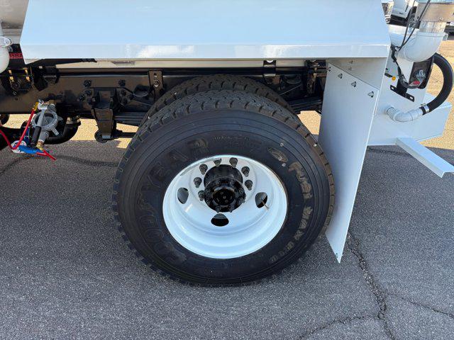 2025 Ford F-750 Unknown