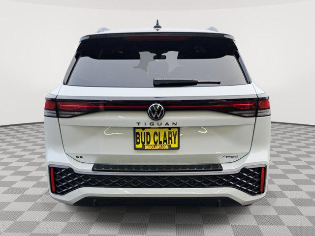 2025 Volkswagen Tiguan 2.0T SE R-Line Black
