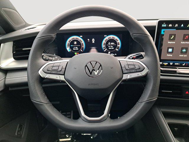 2025 Volkswagen Tiguan 2.0T SE R-Line Black