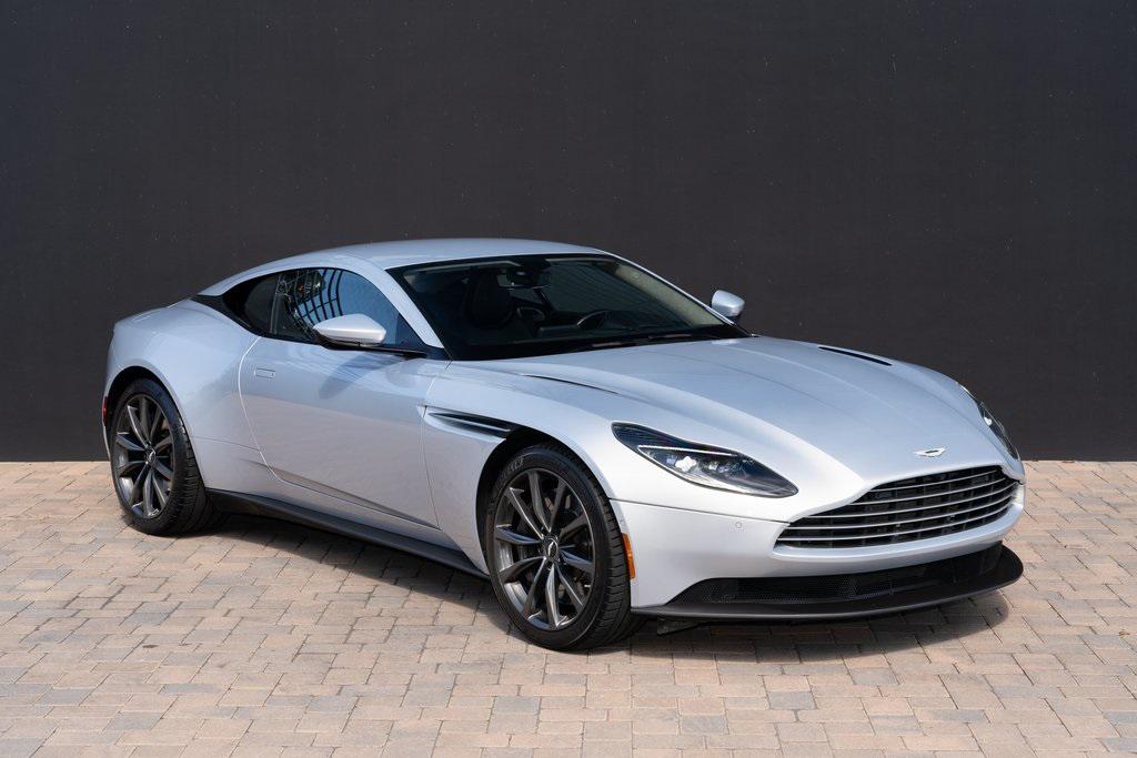 /2018 Aston-Martin DB11