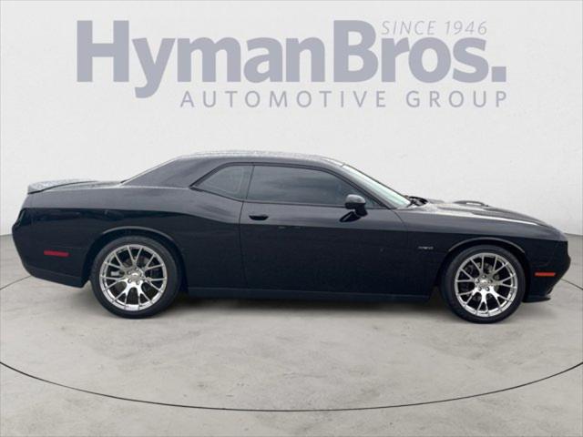 2016 Dodge Challenger R/T Shaker