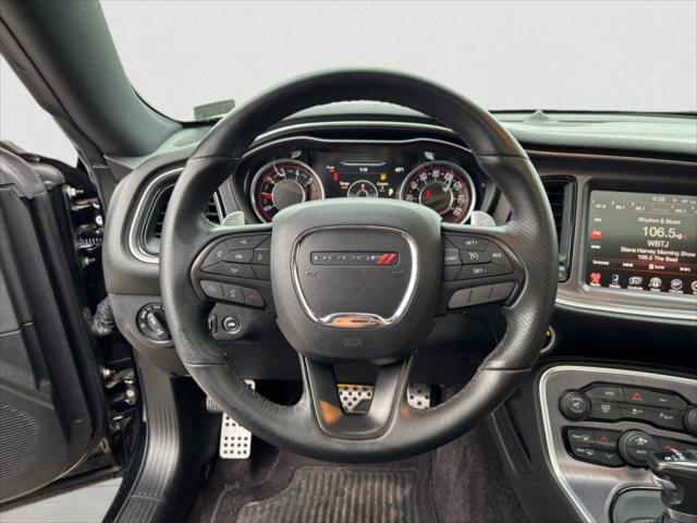2016 Dodge Challenger R/T Shaker