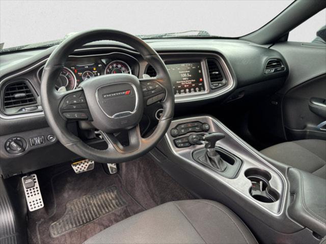 2016 Dodge Challenger R/T Shaker