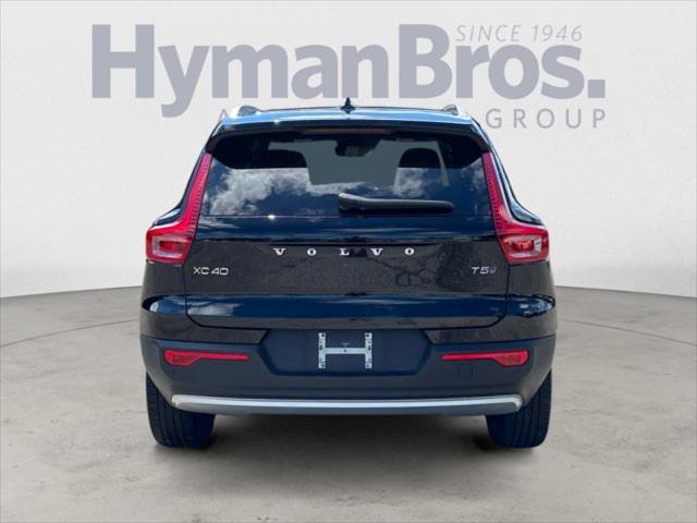 2019 Volvo XC40 T5 Momentum