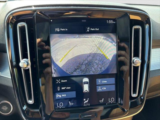 2019 Volvo XC40 T5 Momentum