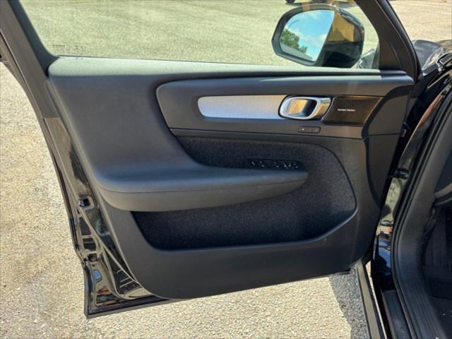 2019 Volvo XC40 T5 Momentum