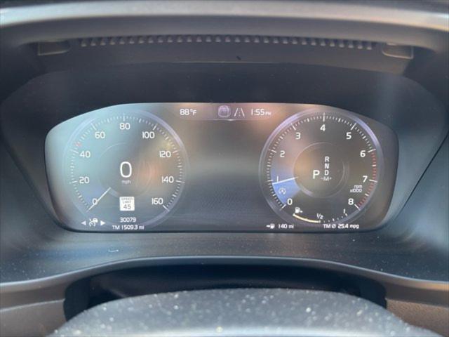 2019 Volvo XC40 T5 Momentum
