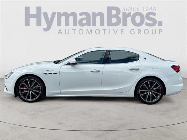 2022 Maserati Ghibli Modena Q4