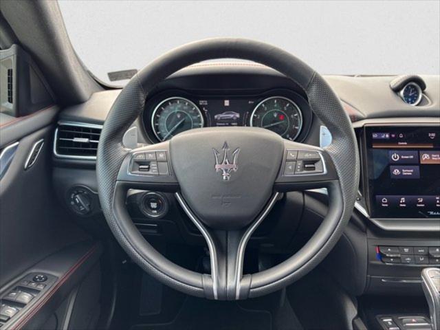 2022 Maserati Ghibli Modena Q4