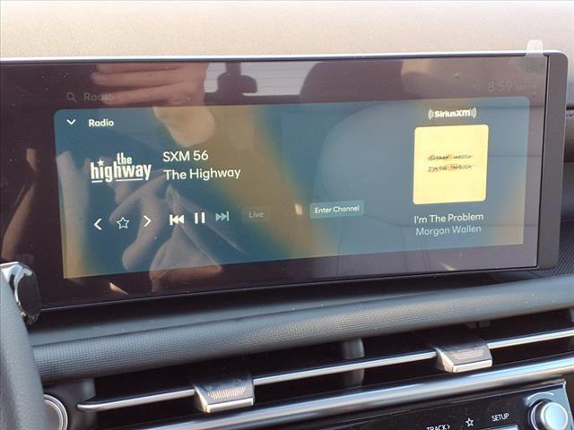 2025 Hyundai Santa Cruz SEL Activity