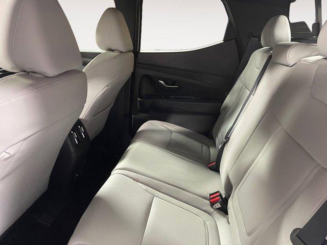 2026 Hyundai Santa Cruz SEL Activity