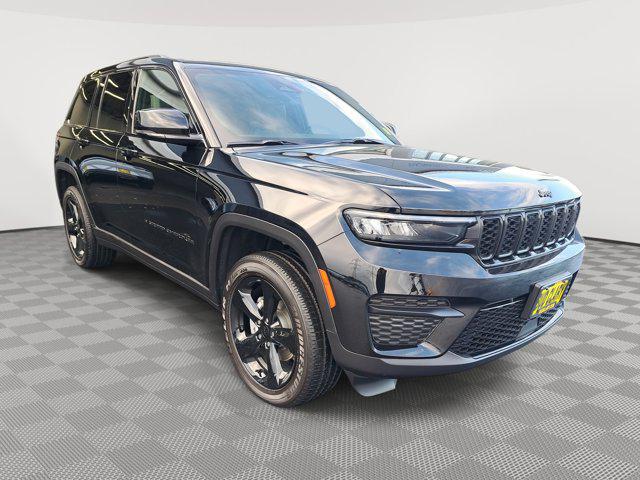 2025 Jeep Grand Cherokee Altitude X 4x4