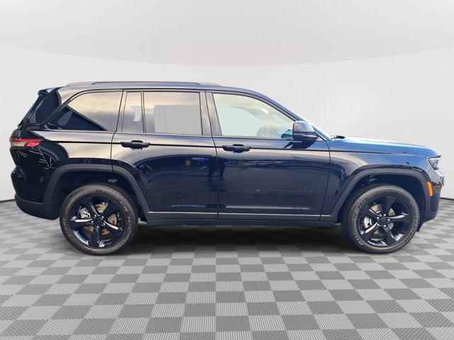 2025 Jeep Grand Cherokee Altitude X 4x4