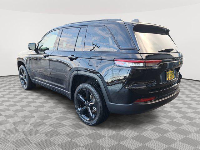 2025 Jeep Grand Cherokee Altitude X 4x4