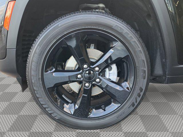 2025 Jeep Grand Cherokee Altitude X 4x4