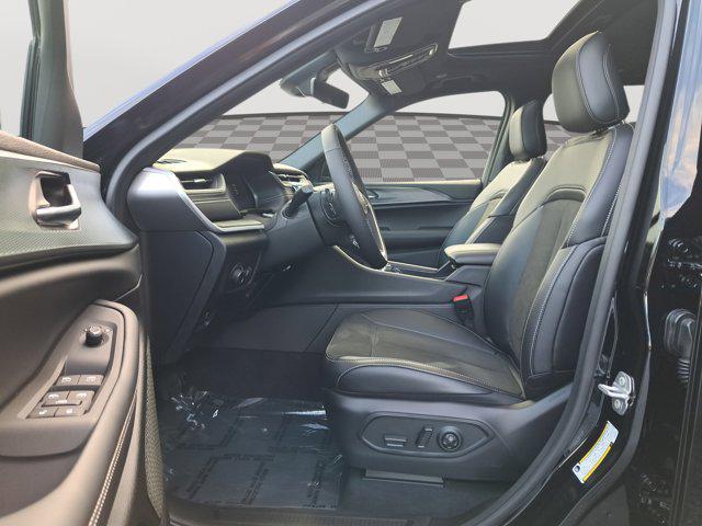 2025 Jeep Grand Cherokee Altitude X 4x4