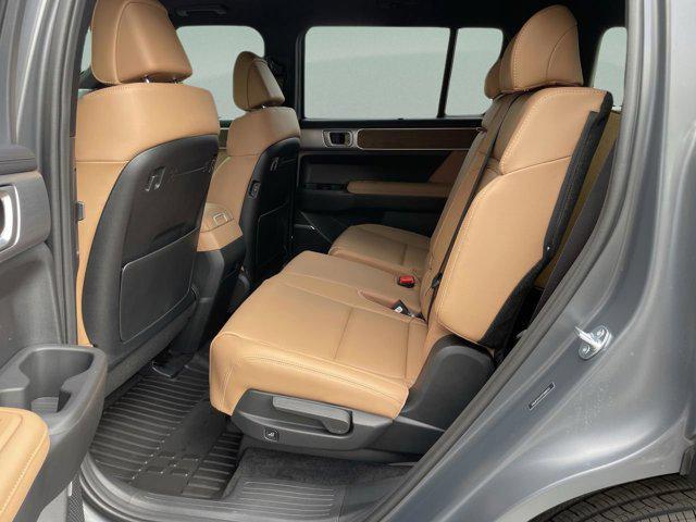 2026 Hyundai Santa Fe Hybrid Limited 7 Passenger