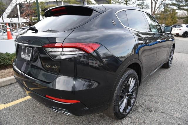 2024 Maserati Levante GT Ultima
