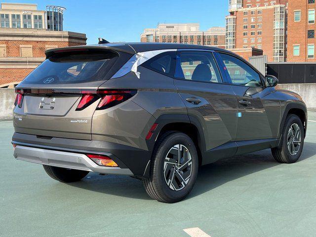 2026 Hyundai Tucson Hybrid Blue SE