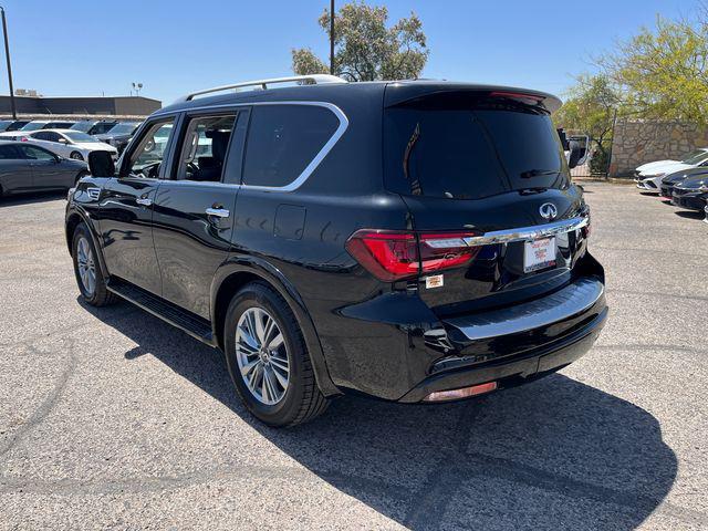 2022 INFINITI QX80 LUXE