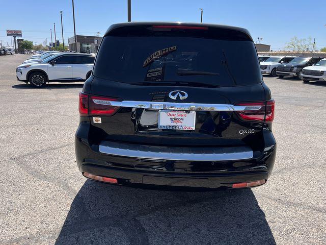 2022 INFINITI QX80 LUXE